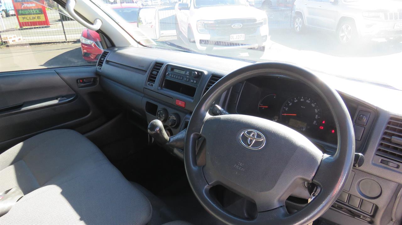 2014 Toyota Hiace