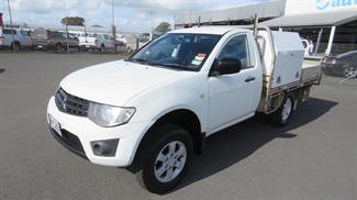 2015 Mitsubishi Triton - Thumbnail