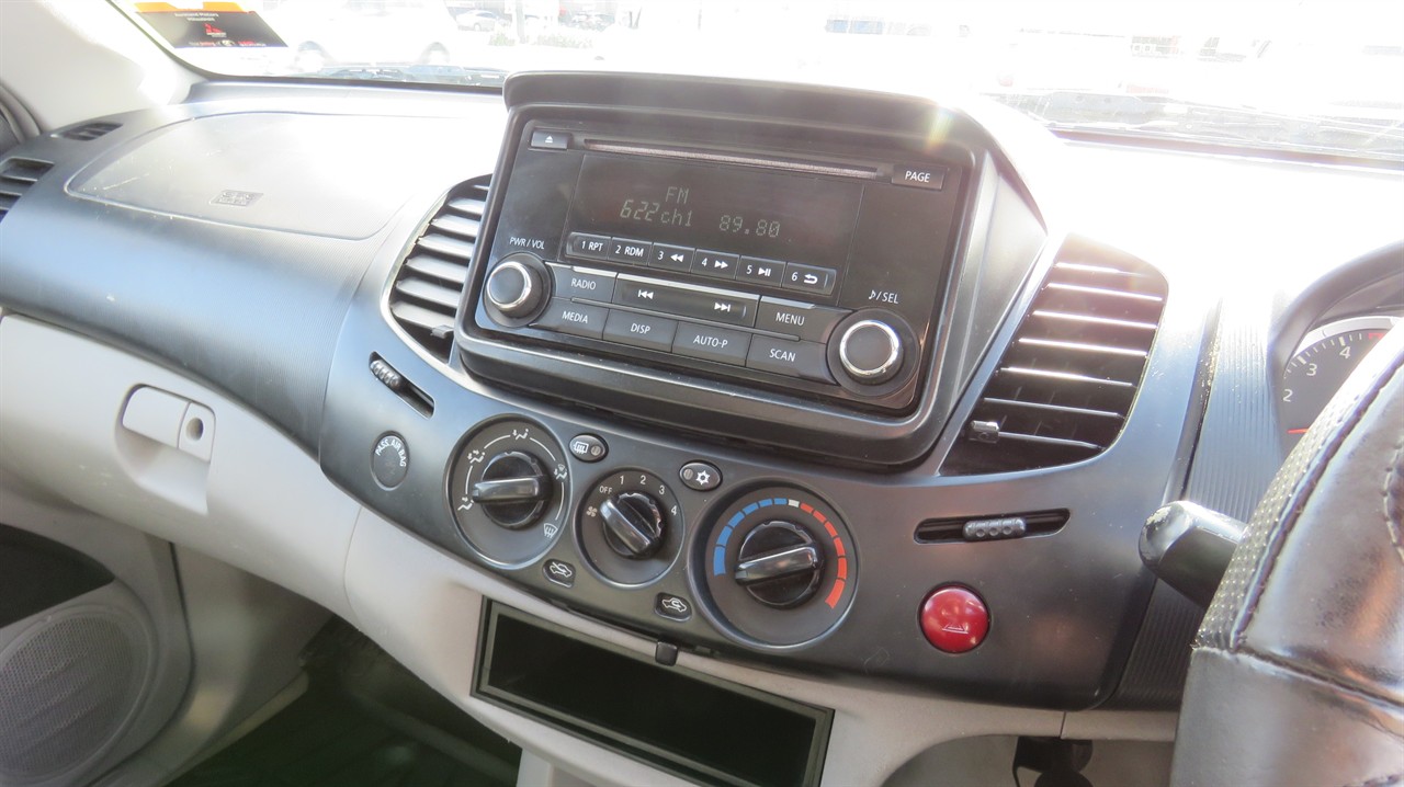 2015 Mitsubishi Triton