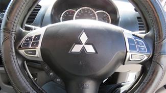 2015 Mitsubishi Triton - Thumbnail