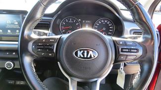 2020 Kia Rio - Thumbnail