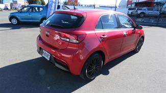 2020 Kia Rio - Thumbnail