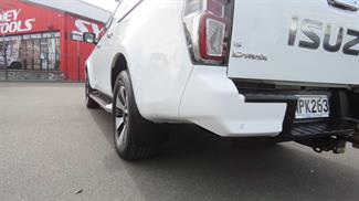 2021 Isuzu D-Max - Thumbnail