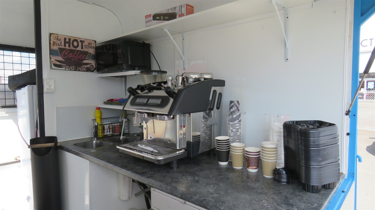 2003 TRAILER Horsefloat Windsor