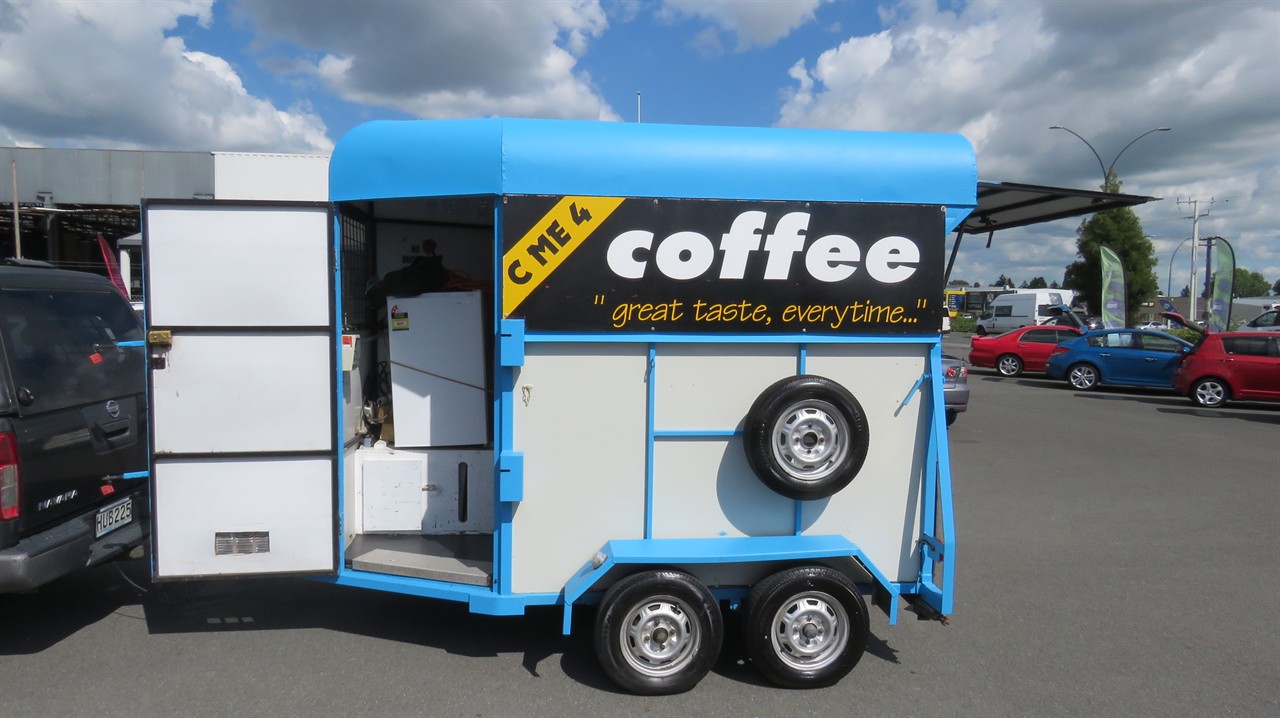 2003 TRAILER Horsefloat Windsor