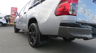 2018 Toyota Hilux - Thumbnail