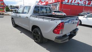 2018 Toyota Hilux - Thumbnail