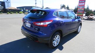 2015 Nissan Qashqai - Thumbnail