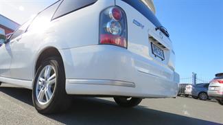 2005 Mazda MPV - Thumbnail