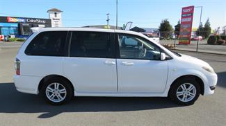 2005 Mazda MPV - Thumbnail