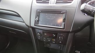 2016 Suzuki Swift - Thumbnail