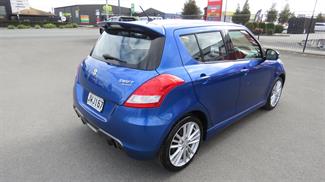2016 Suzuki Swift - Thumbnail