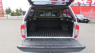 2019 Nissan Navara - Thumbnail