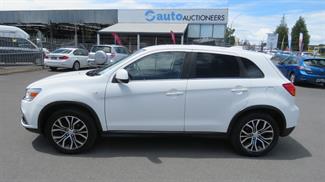 2017 Mitsubishi Asx - Thumbnail