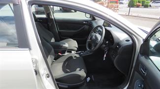 2009 Toyota Avensis - Thumbnail