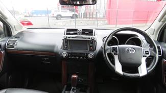 2016 Toyota Landcruiser Prado - Thumbnail