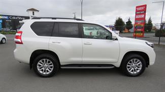 2016 Toyota Landcruiser Prado - Thumbnail