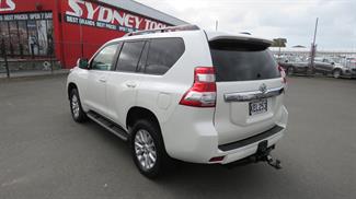 2016 Toyota Landcruiser Prado - Thumbnail
