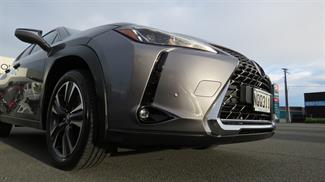 2021 Lexus Ux250h - Thumbnail
