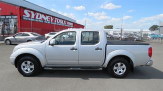 2014 Nissan Navara - Thumbnail