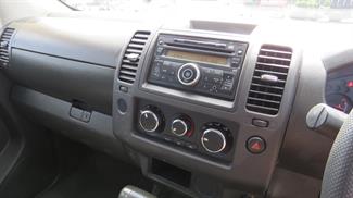 2014 Nissan Navara - Thumbnail