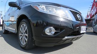 2014 Nissan Pathfinder - Thumbnail