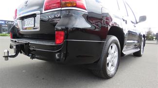 2010 Lexus Lx570 - Thumbnail