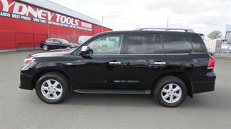 2010 Lexus Lx570 - Thumbnail