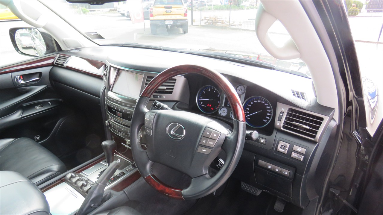 2010 Lexus Lx570