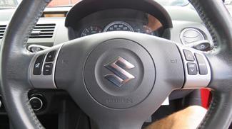 2005 Suzuki Swift - Thumbnail
