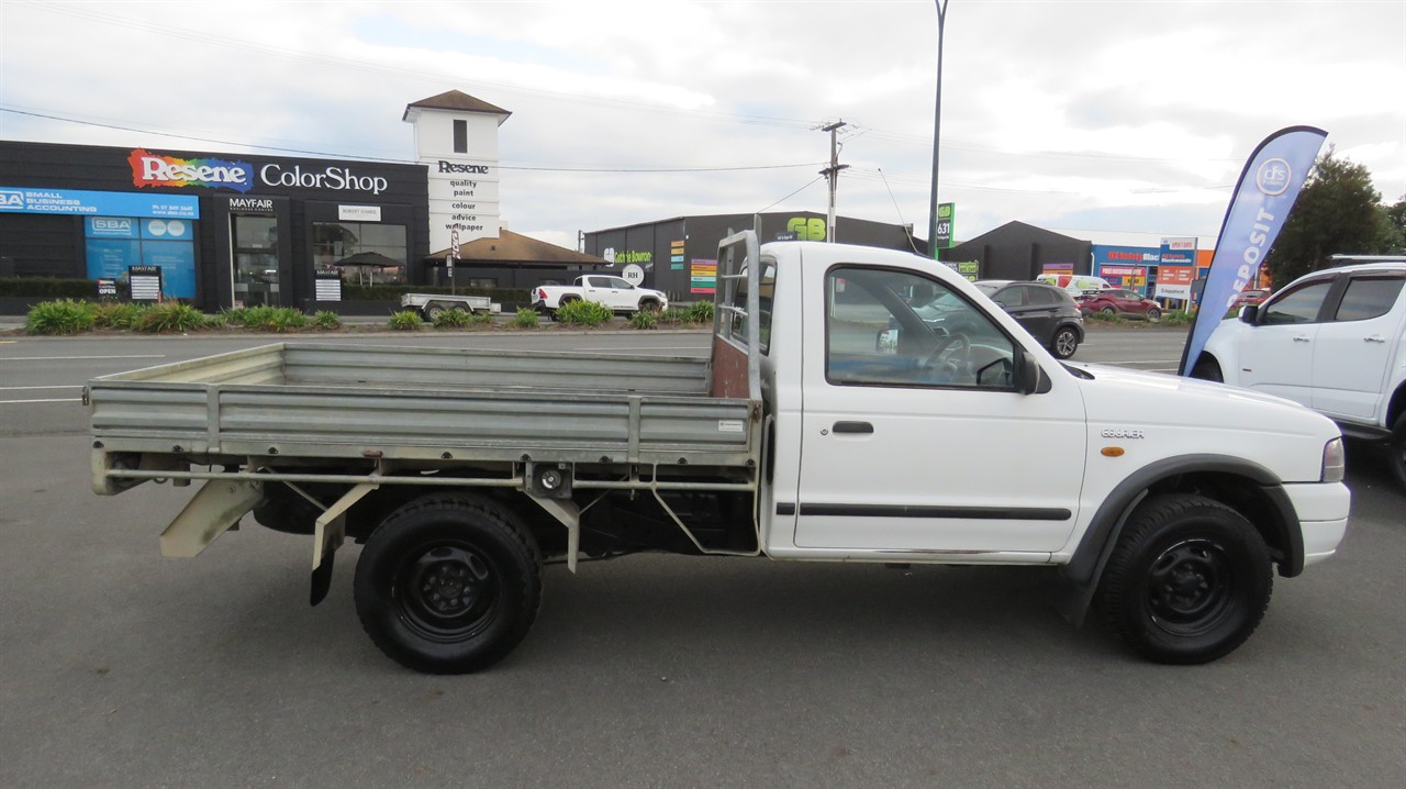 2005 Ford Courier