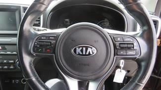 2016 Kia Sportage - Thumbnail