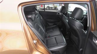 2016 Kia Sportage - Thumbnail