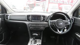 2016 Kia Sportage - Thumbnail