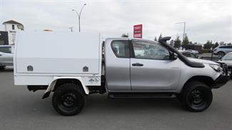 2021 Toyota Hilux - Thumbnail