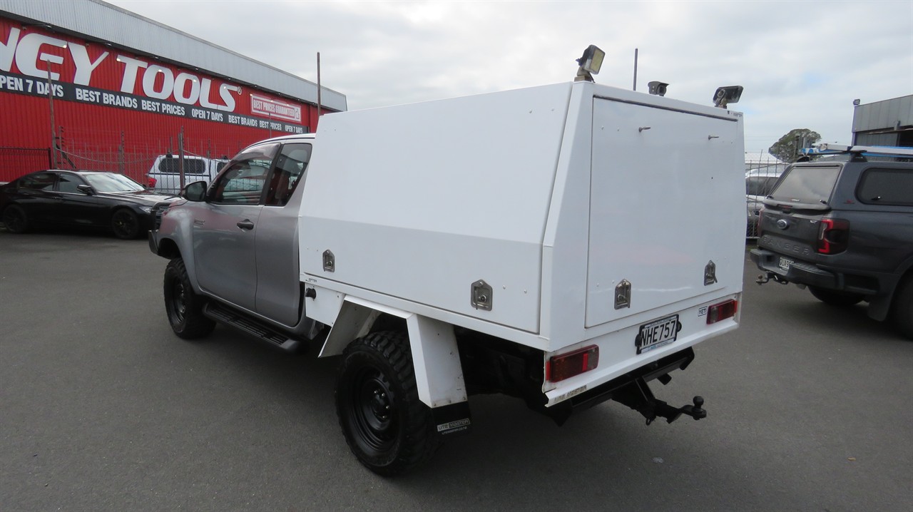 2021 Toyota Hilux