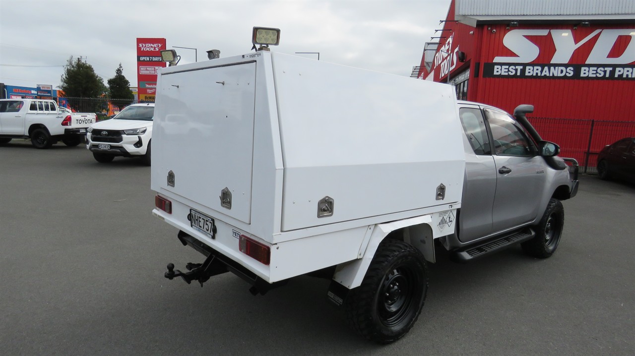 2021 Toyota Hilux