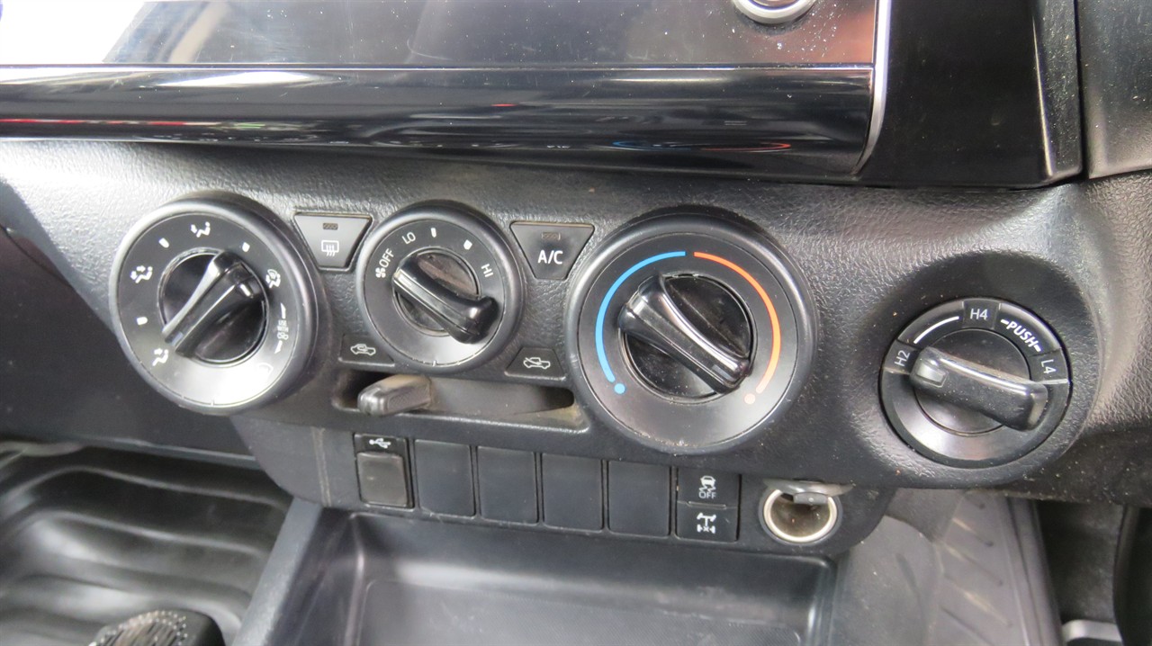 2021 Toyota Hilux