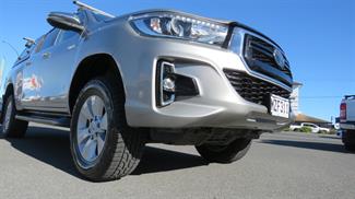 2020 Toyota Hilux - Thumbnail