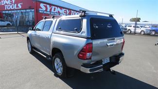 2020 Toyota Hilux - Thumbnail