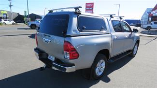 2020 Toyota Hilux - Thumbnail