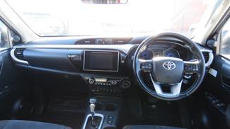 2020 Toyota Hilux - Thumbnail