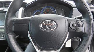 2016 Toyota Corolla - Thumbnail