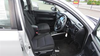 2016 Toyota Corolla - Thumbnail