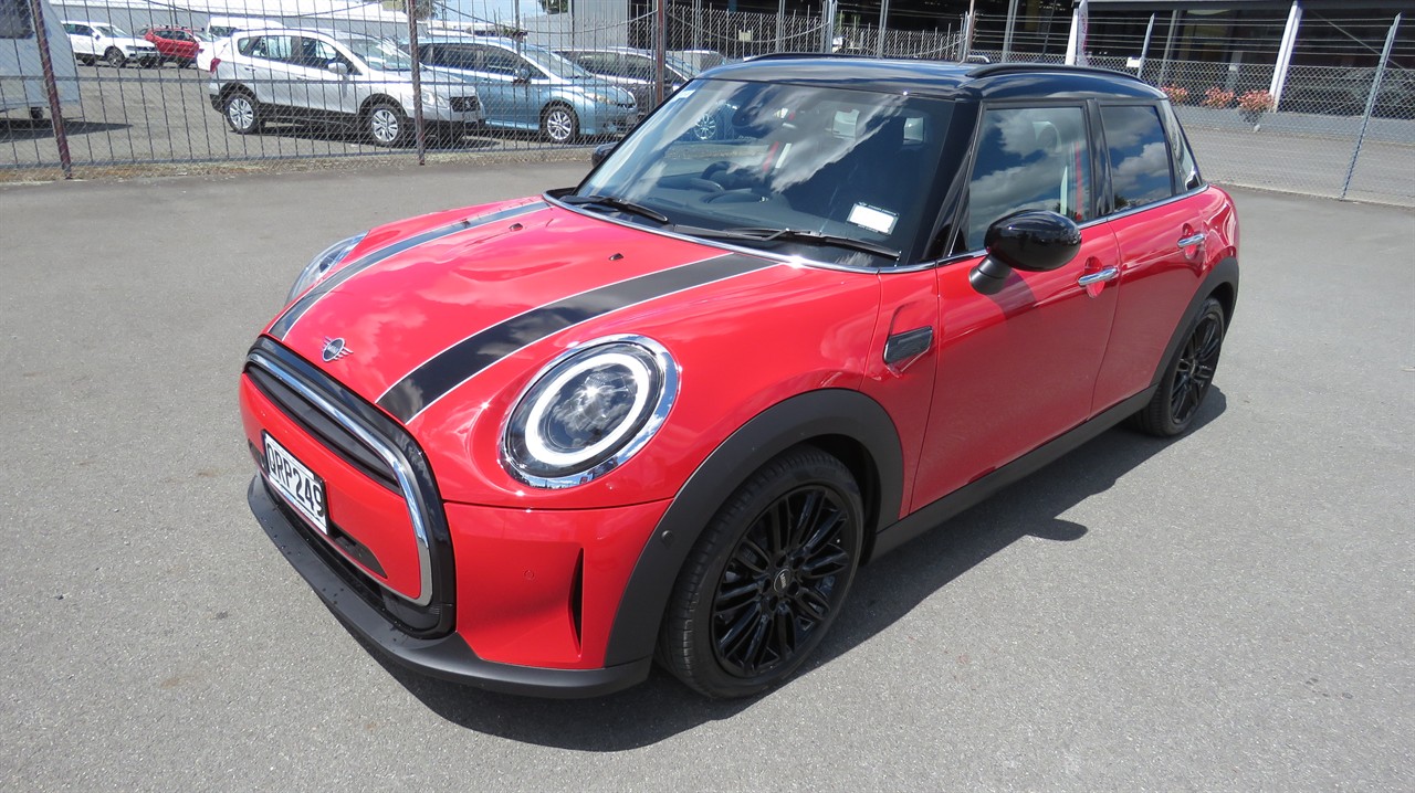 2024 Mini Hatch