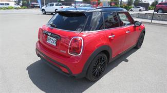 2024 Mini Hatch - Thumbnail