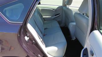 2014 Toyota Prius - Thumbnail