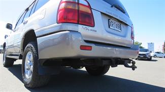 1998 Toyota Landcruiser - Thumbnail