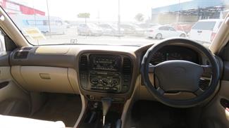 1998 Toyota Landcruiser - Thumbnail