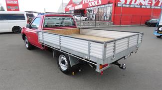 2003 Nissan Navara - Thumbnail